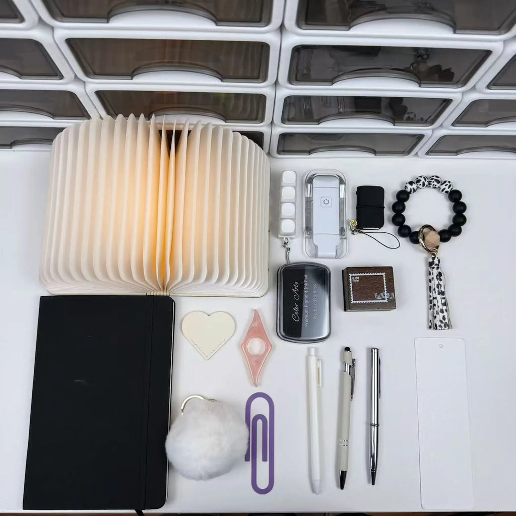 WHITE ✨ Bookish Bundle